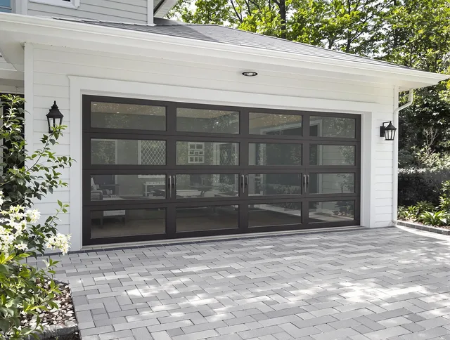 Horizon West Garage Door Repair design specialist presenting custom garage door options to Horizon West homeowner
